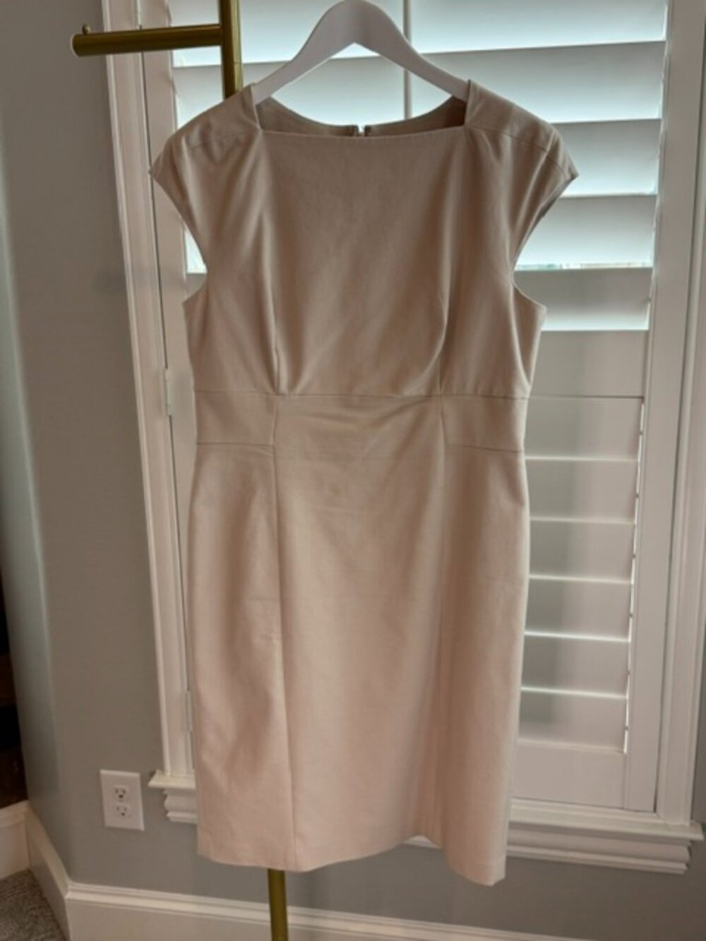 Ann Taylor Ivory Cream Sheath Dress Size 10 Cap Sleeve
